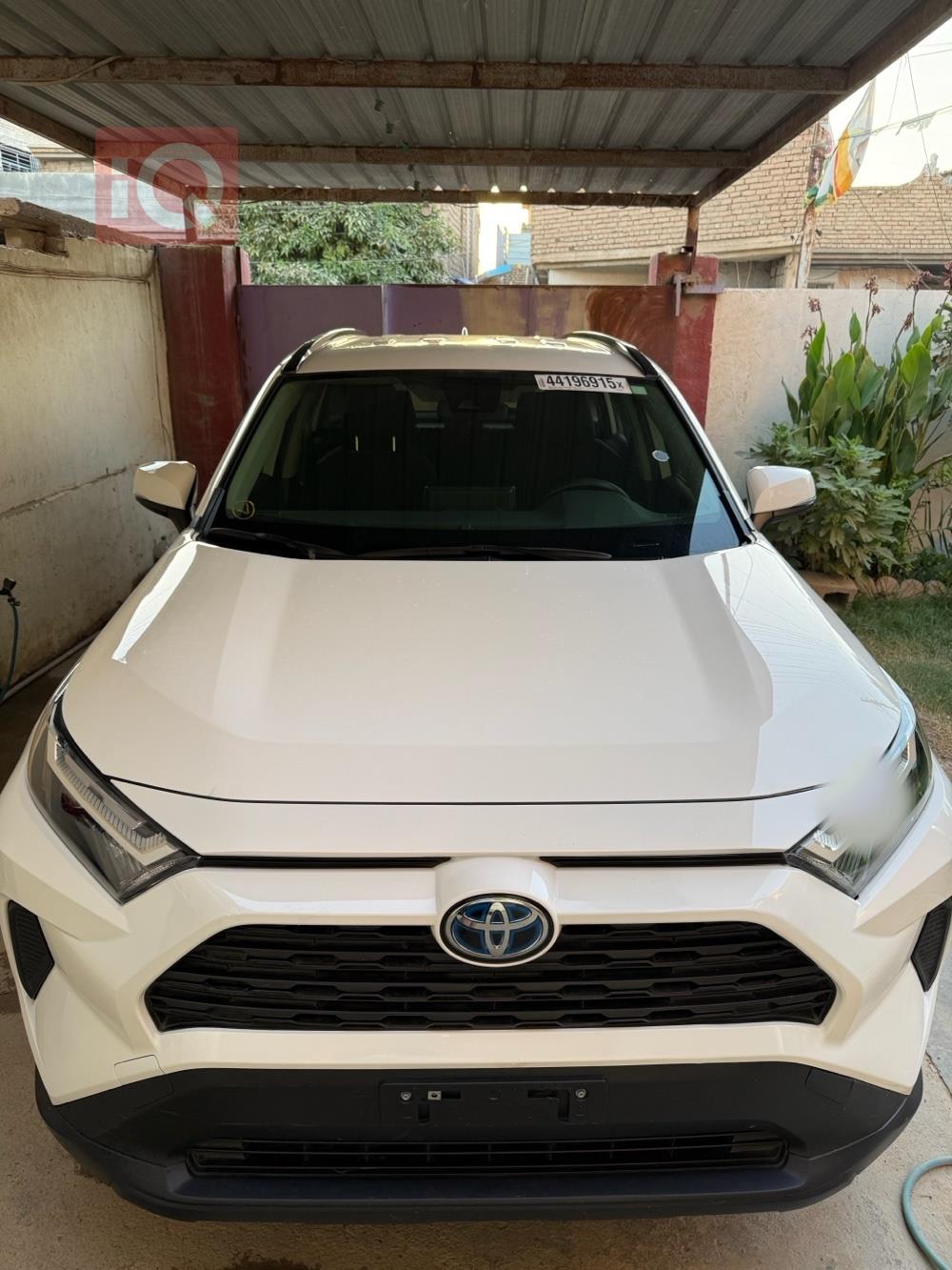 تۆیۆتا ڕاڤ 4